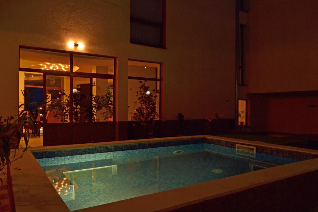 Svetlana Hotel 比亚拉 外观 照片